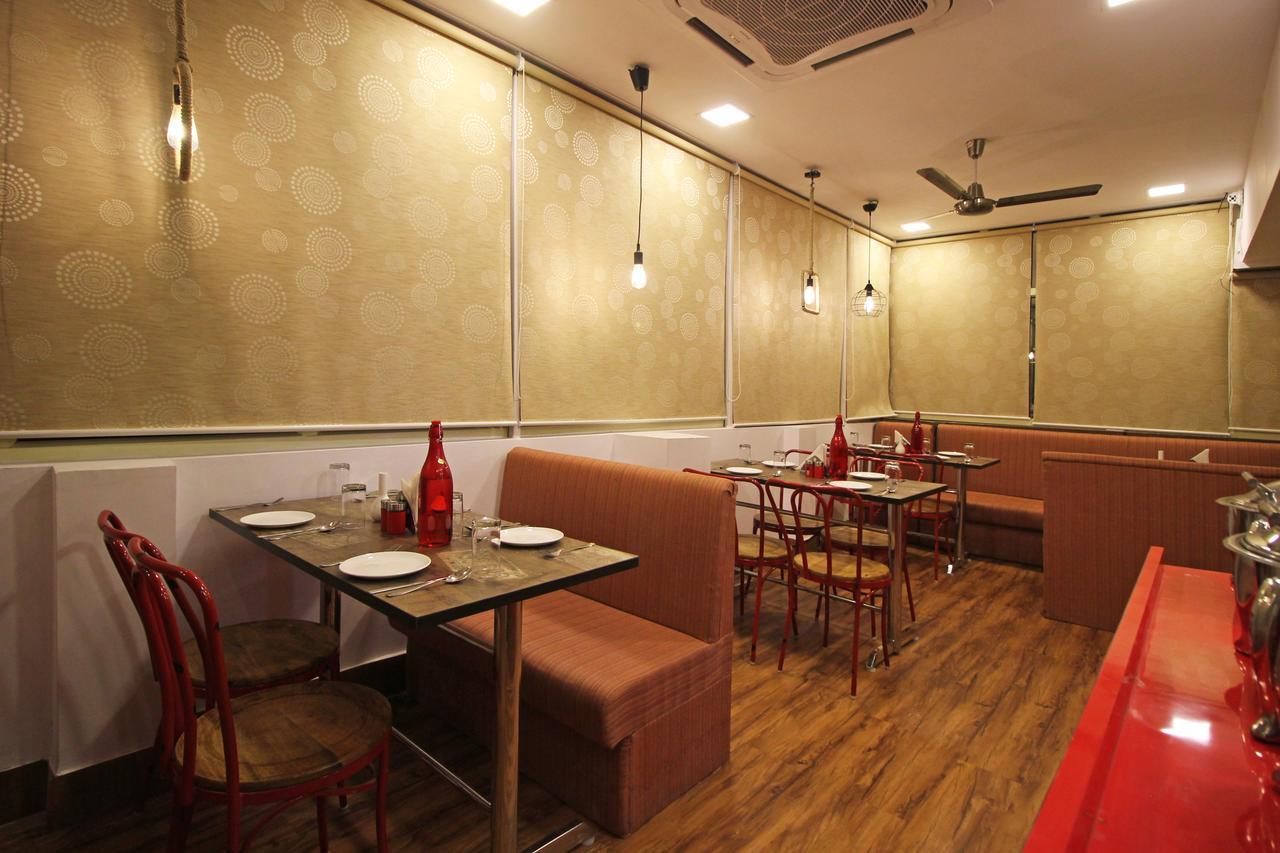 Hotel Nanak Residency Ню Делхи Екстериор снимка