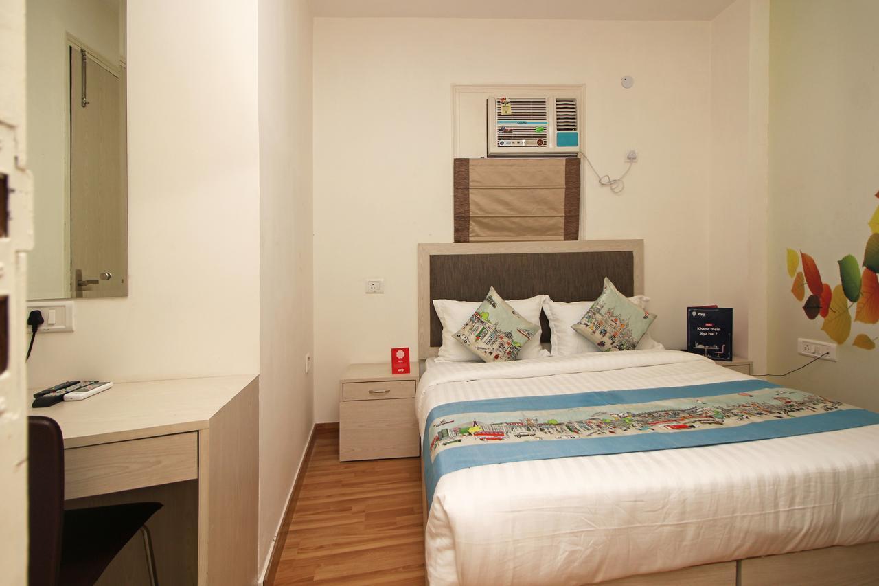 Hotel Nanak Residency Ню Делхи Екстериор снимка
