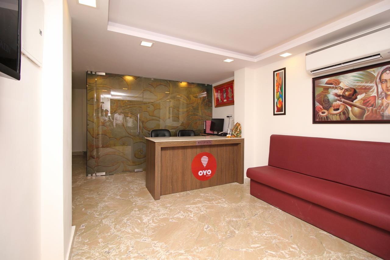 Hotel Nanak Residency Ню Делхи Екстериор снимка